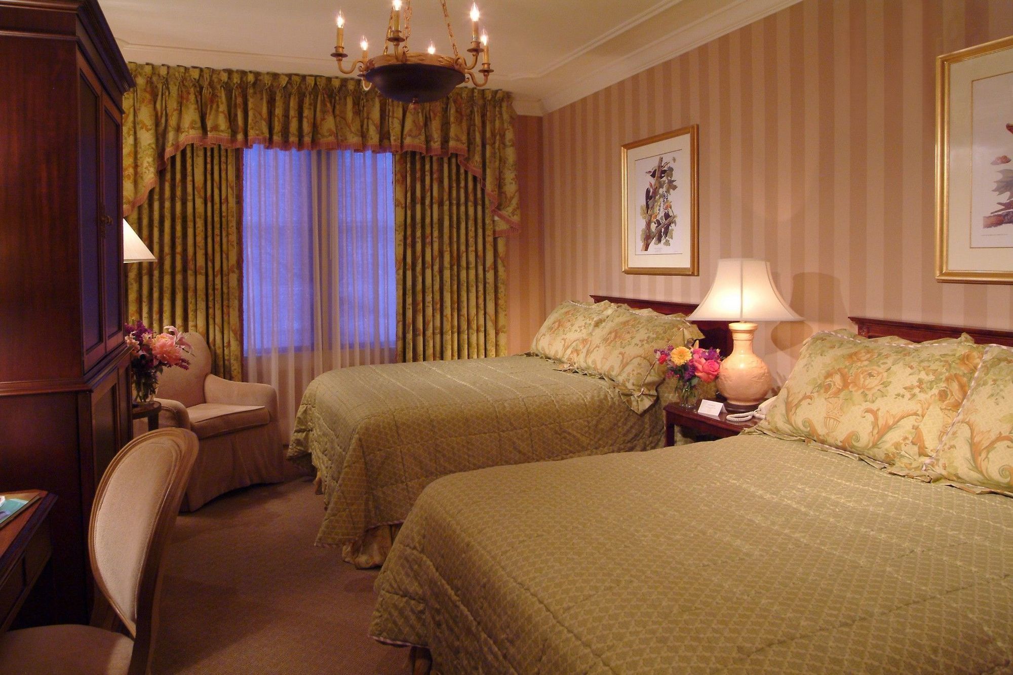 Hotel Monteleone New Orleans Room photo
